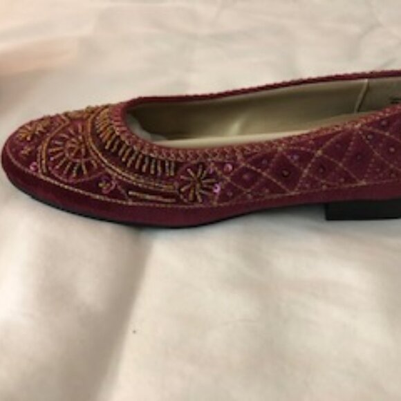 Coldwater Creek Velvet Fabric Embellished Ballet Flats, 7.5 NEW - Picture 4 of 7